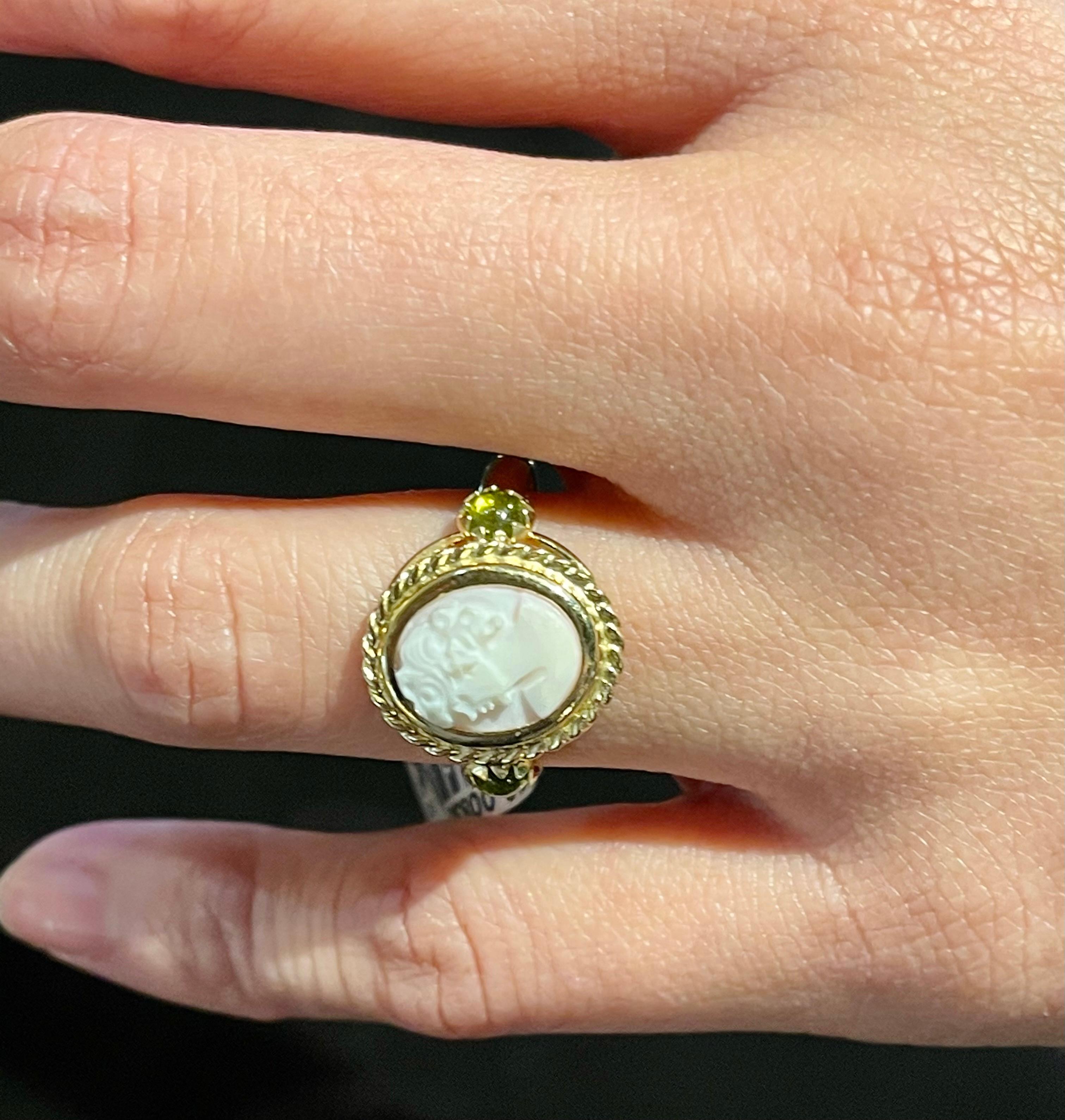 14 Karat Yellow Gold Cameo Ring with Stones For Sale 1