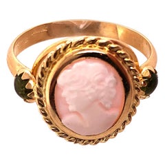 Retro 14 Karat Yellow Gold Cameo Ring with Stones