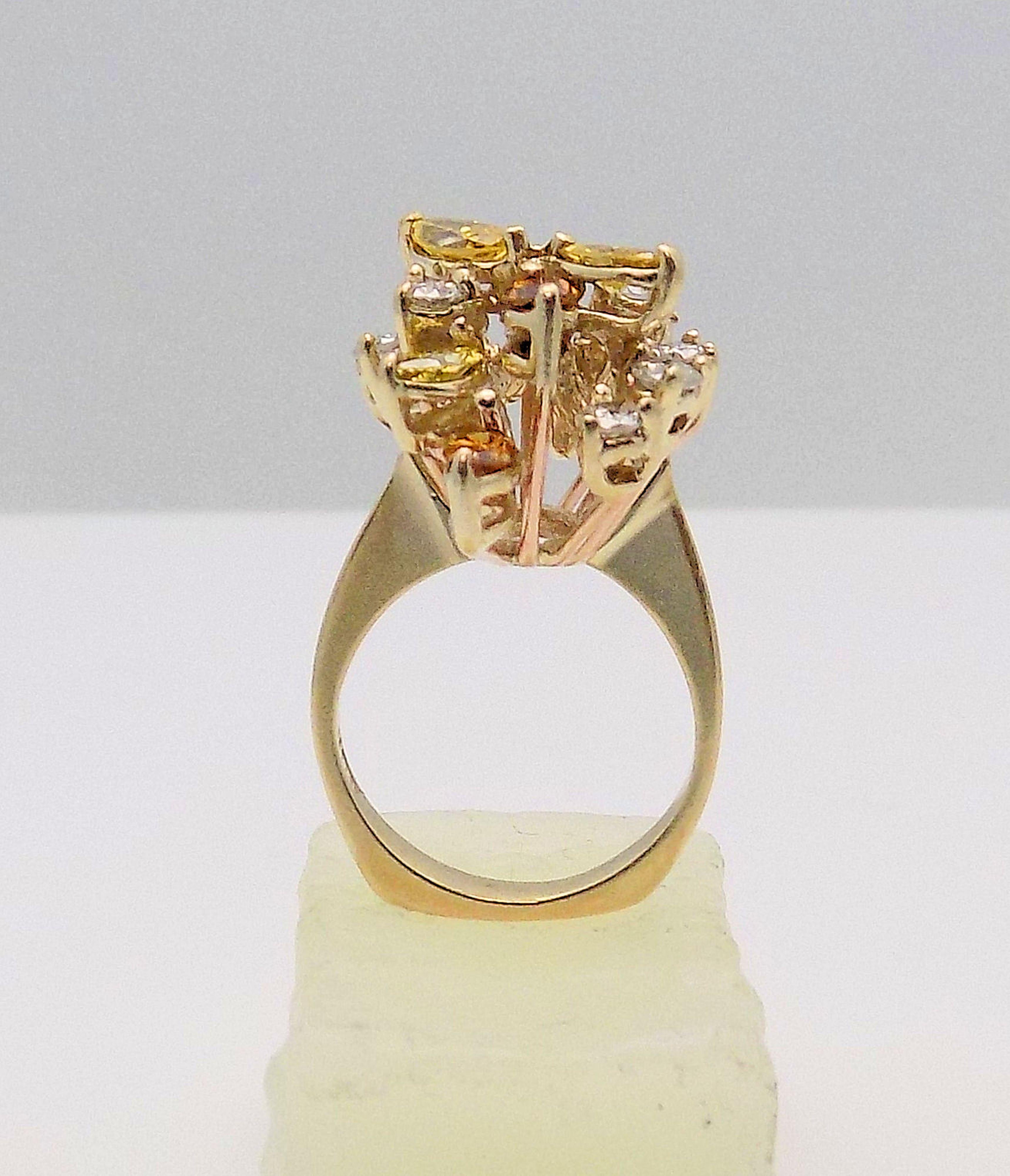 Women's 14 Karat Yellow Gold Canary and Cognac Diamond Cocktail Ring For Sale