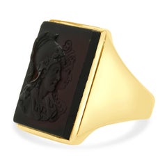 14 Karat Yellow Gold Carnelian Double Intaglio Signet Ring