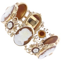 Vintage 14 Karat Yellow Gold Carved Cameo Bracelet
