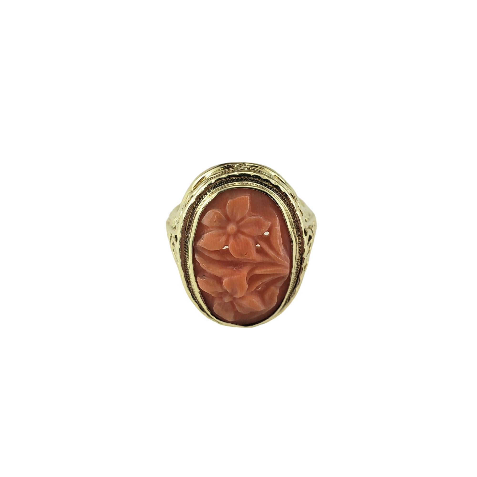 14 Karat Yellow Gold Carved Coral Ring Size 8.25

This stunning ring features carved coral in a floral design set in beautifully detailed 14K yellow gold.  

Top of ring measures 21 mm x 16 mm.  Shank: 2 mm.

Ring Size: 8.25

Weight: 3.9 dwt./6.1