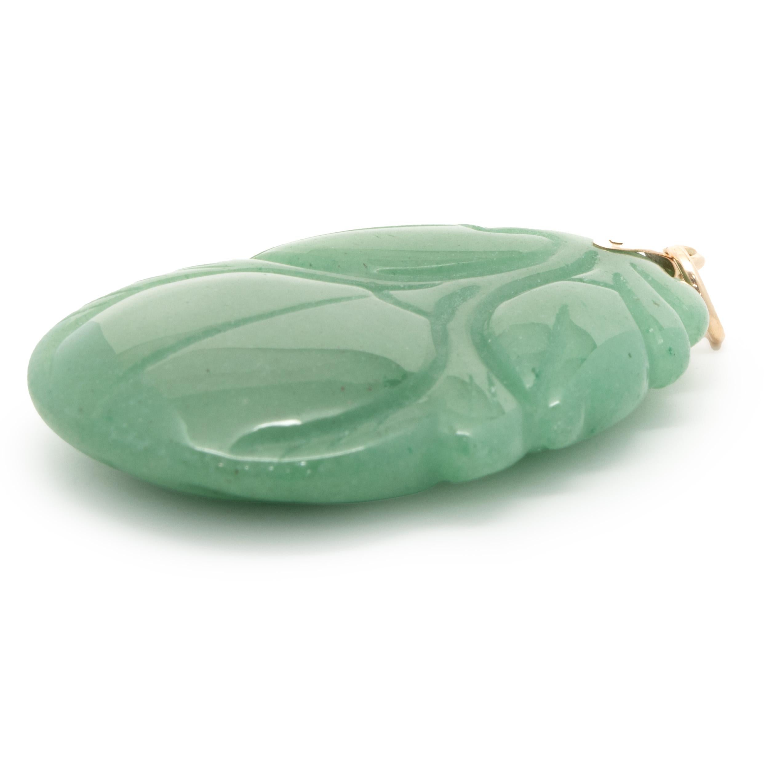 Rough Cut 14 Karat Yellow Gold Carved Jade Pendant For Sale