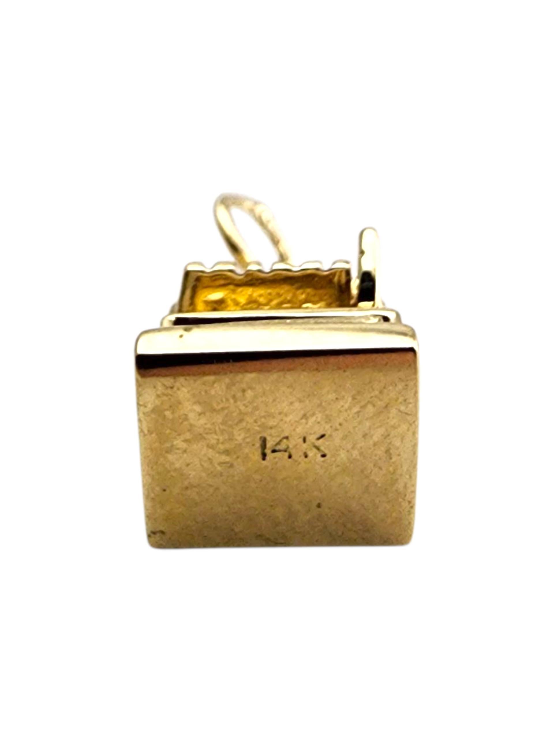 Charme de caisse enregistreuse en or jaune 14 carats #23908 en vente 1