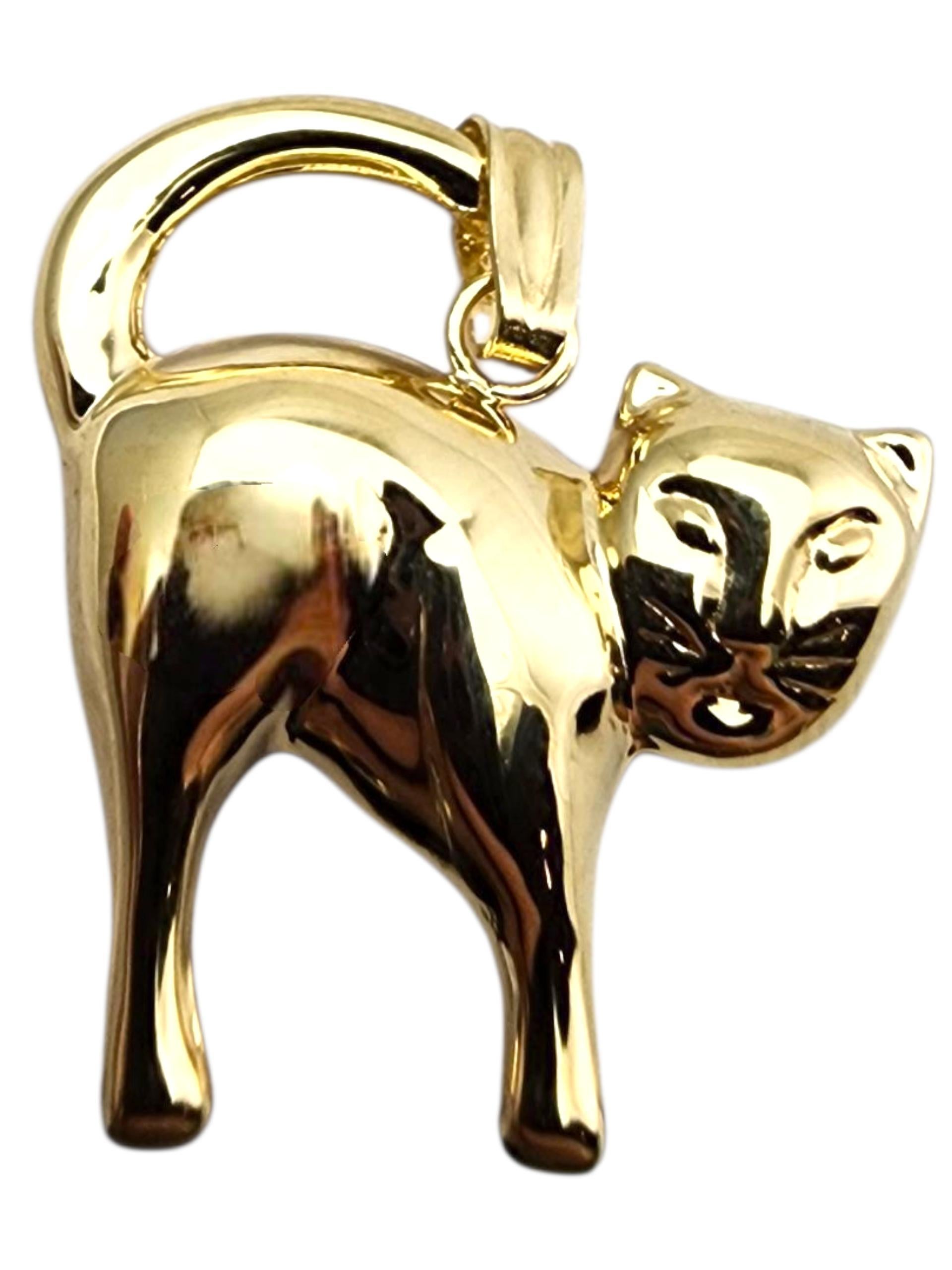 Pendentif chat en or jaune 14 carats #23675