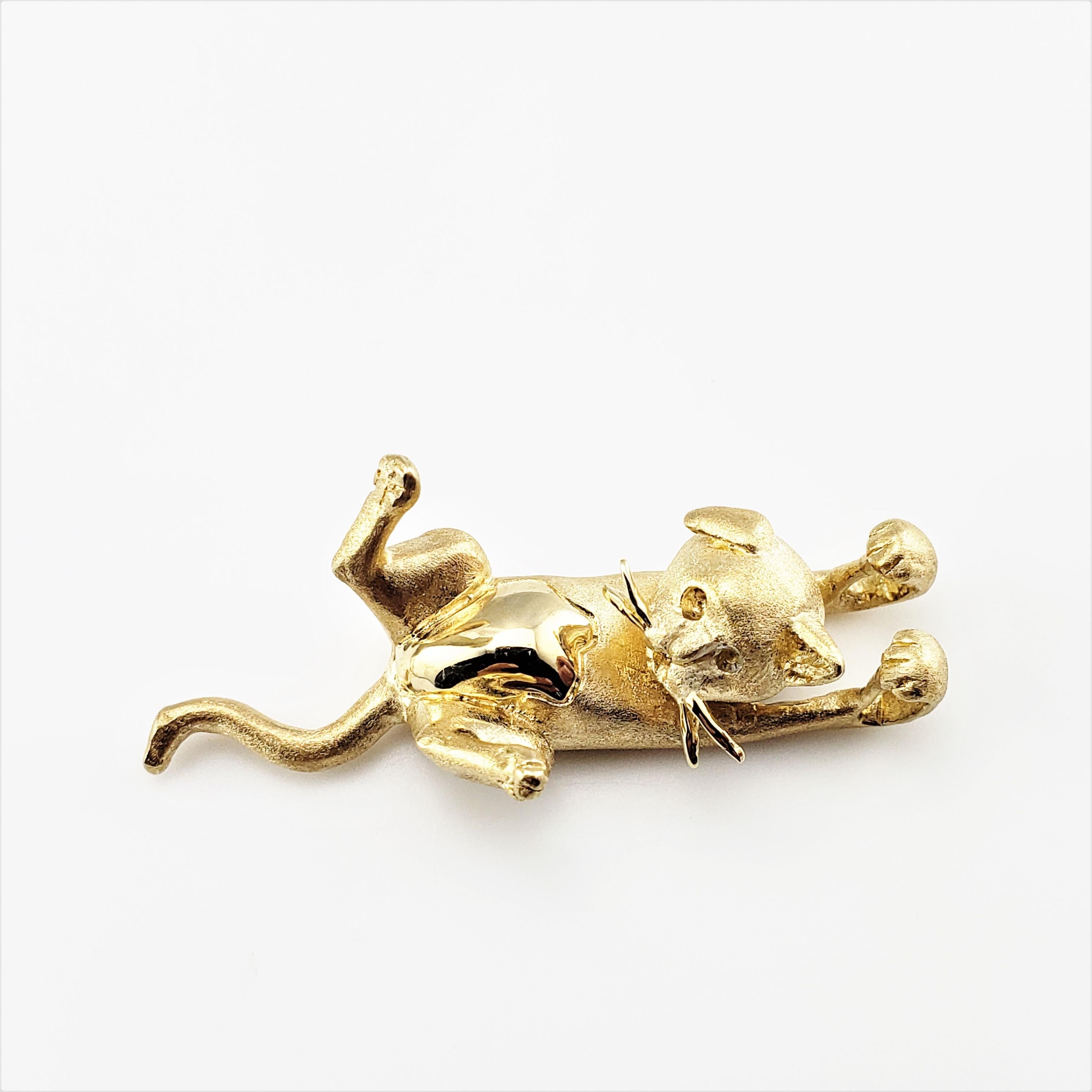14 Karat Yellow Gold Cat Pendant-

This lovely 3D slide pendant features an adorable cat beautifully detailed in 14K yellow gold.

Size:  36 mm x  15 mm

Weight:  4.8 dwt. / 7.5 gr.

Stamped: 14K

Hallmark:  SLACK

*  Chain not included

Very good