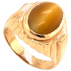 14 Karat Yellow Gold Cat's Eye Contemporary Ring