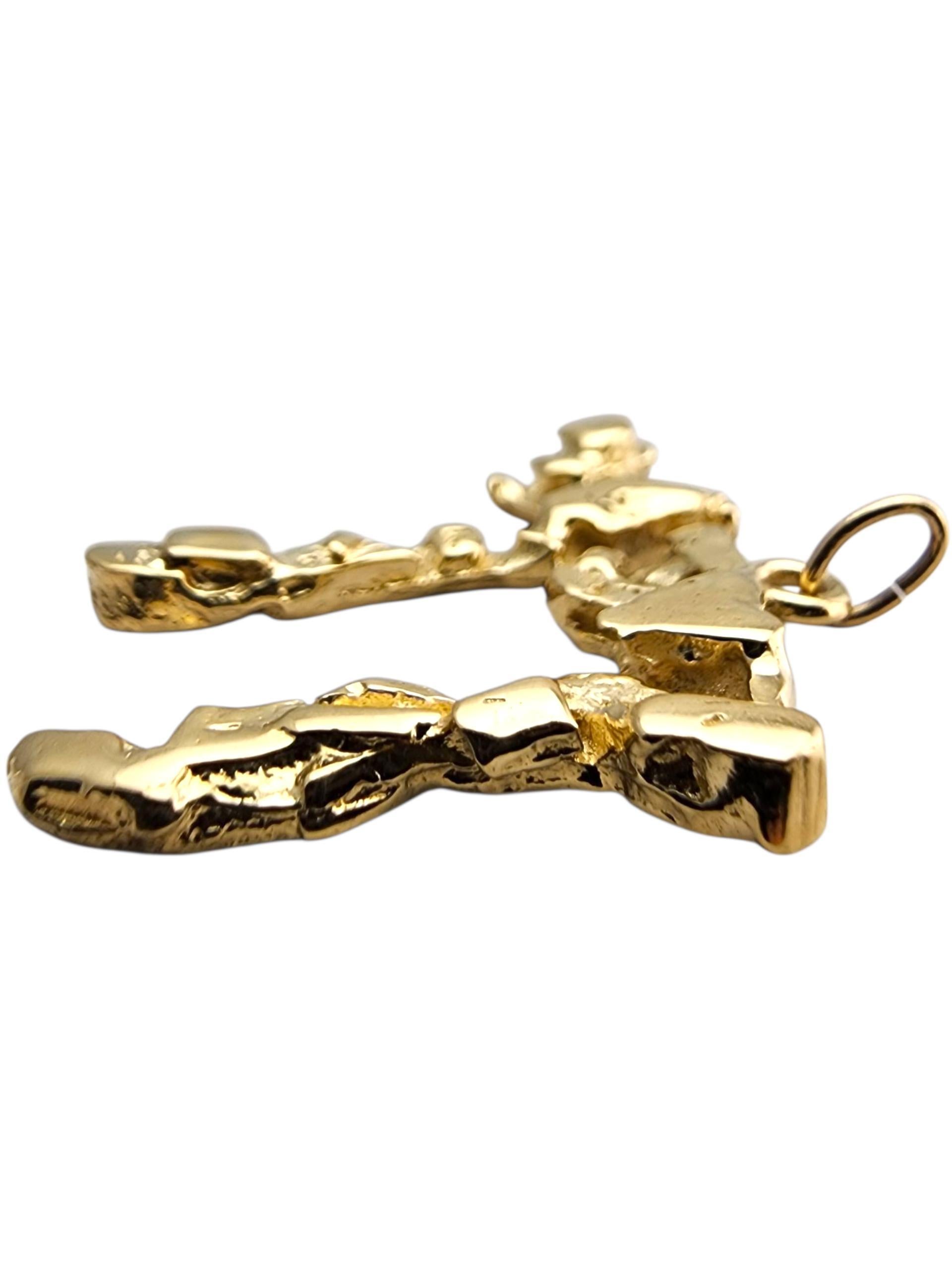 14 Karat Yellow Gold Chai Nugget Pendant #23923 in vendita 3