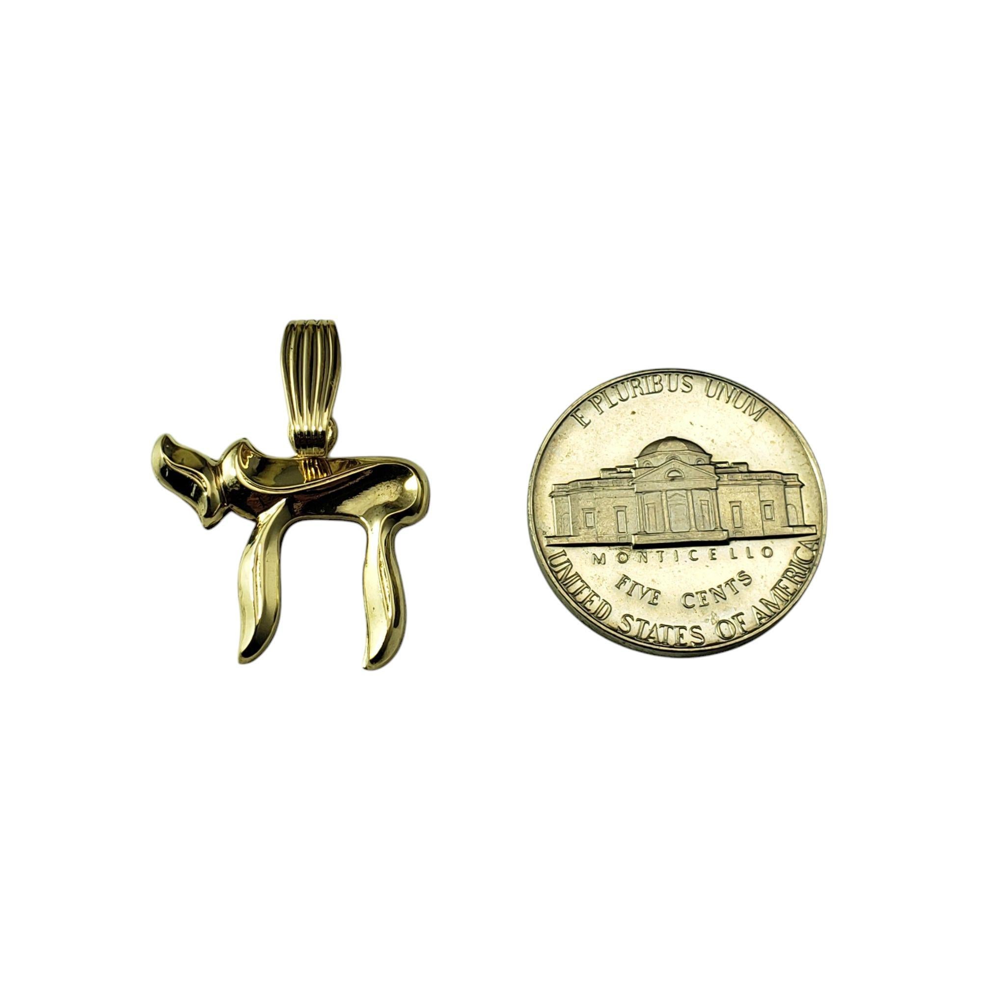 Pendentif chai en or jaune 14 carats #20952 en vente 1