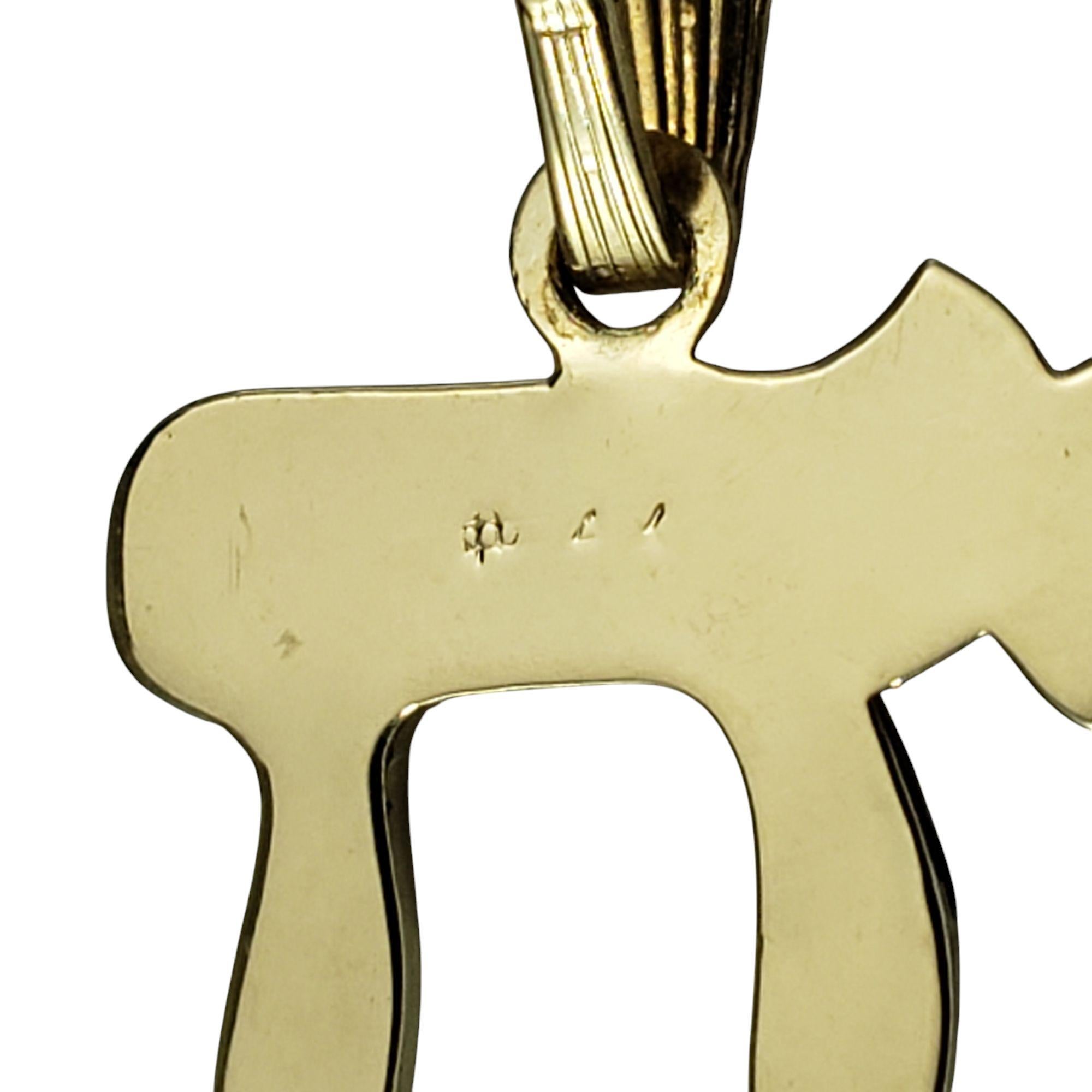 Pendentif chai en or jaune 14 carats #20952 en vente 2