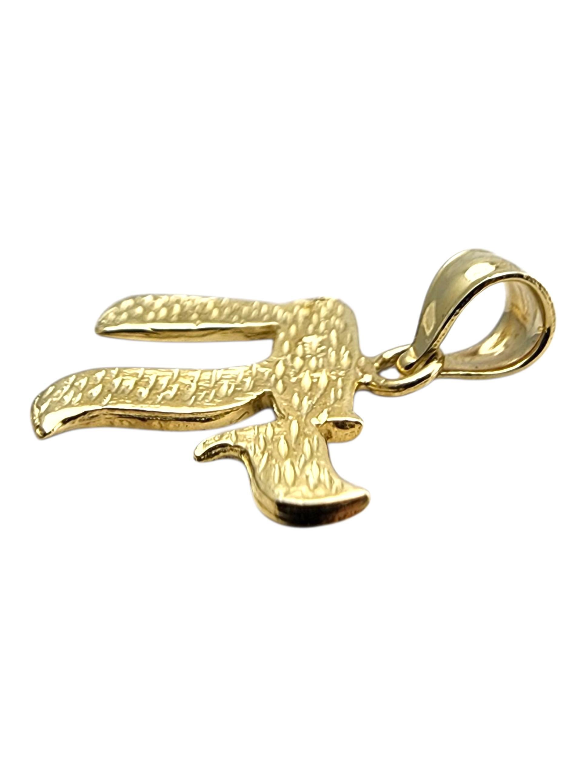 Contemporain Pendentif Chai en or jaune 14 carats #23578 en vente