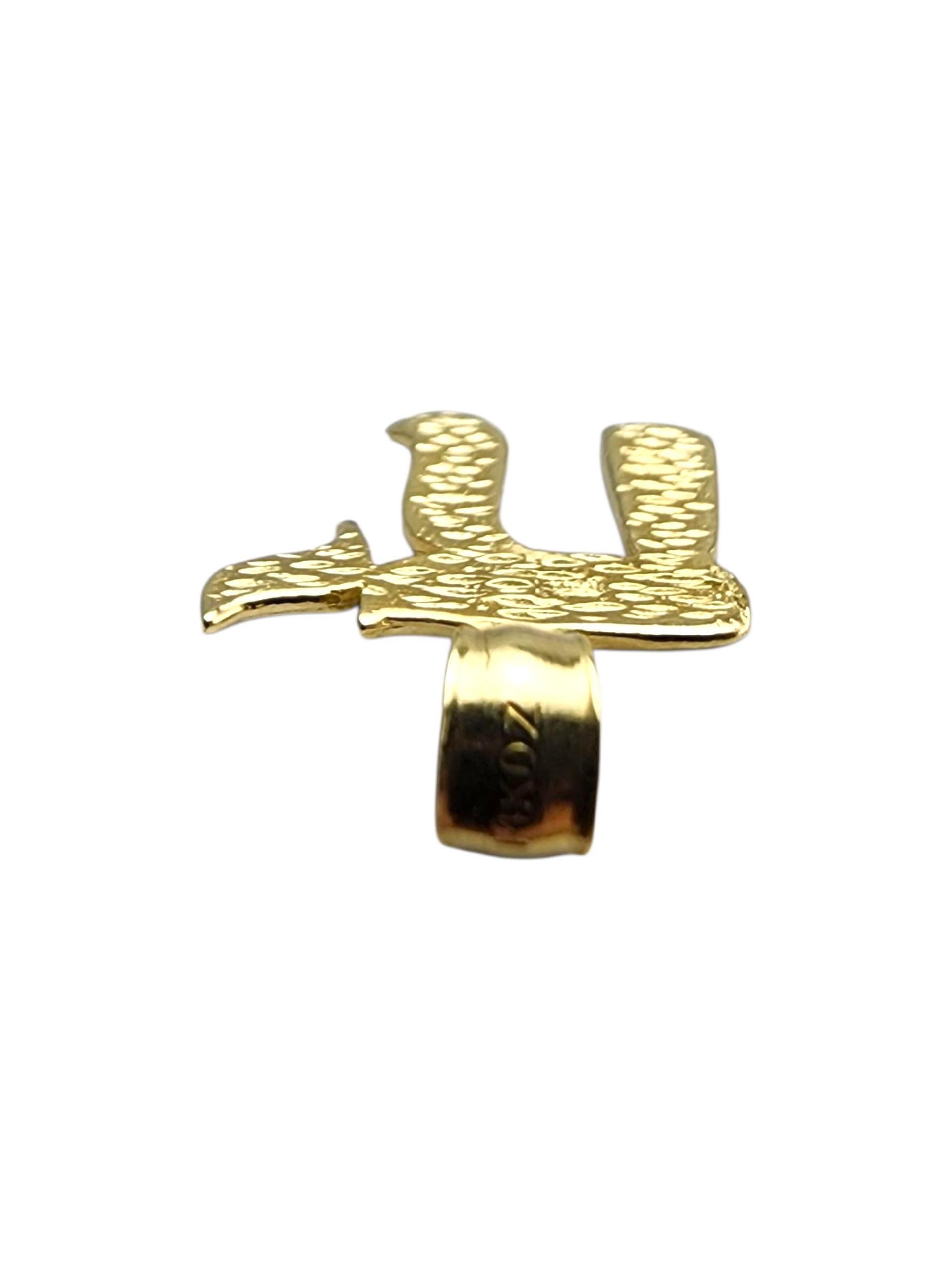 Pendentif Chai en or jaune 14 carats #23578 Pour femmes en vente