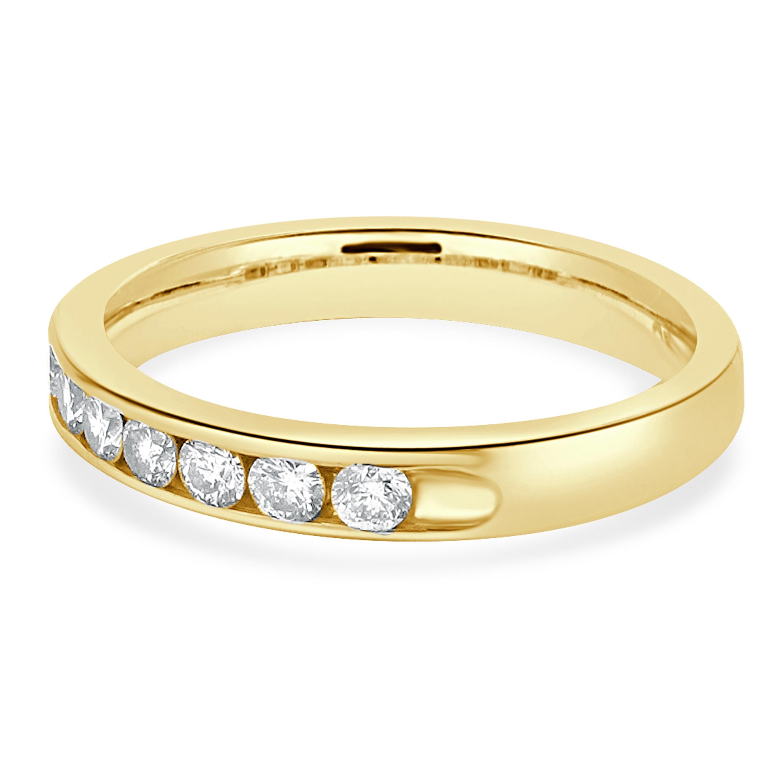 14 Karat Gelbgold Diamantring mit Kanalfassung im Zustand „Hervorragend“ im Angebot in Scottsdale, AZ