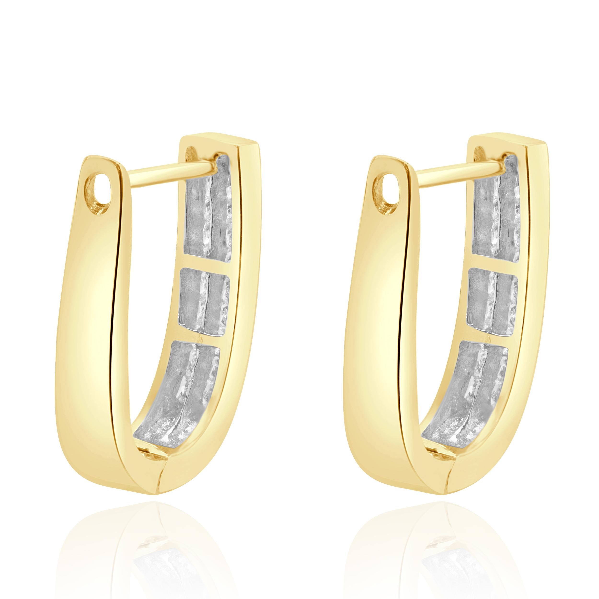 Material: 14K yellow gold
Diamonds: 36 princess cut = 1.08cttw
Color: G
Clarity: VS1-2
Dimensions: earrings measure approximately 16 x 4mm in diameter
Fastenings: snap backs
Weight: 4.50 grams

