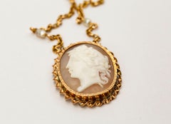 Victorian 14 Karat Yellow Gold Choker Necklace with Pearls and Shell Cameo