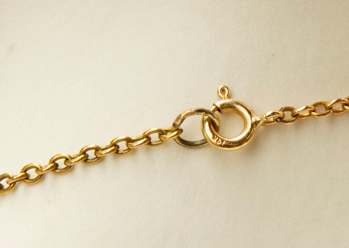 14 Karat Yellow Gold Choker Necklace with Pearls and Shell Cameo For Sale 3