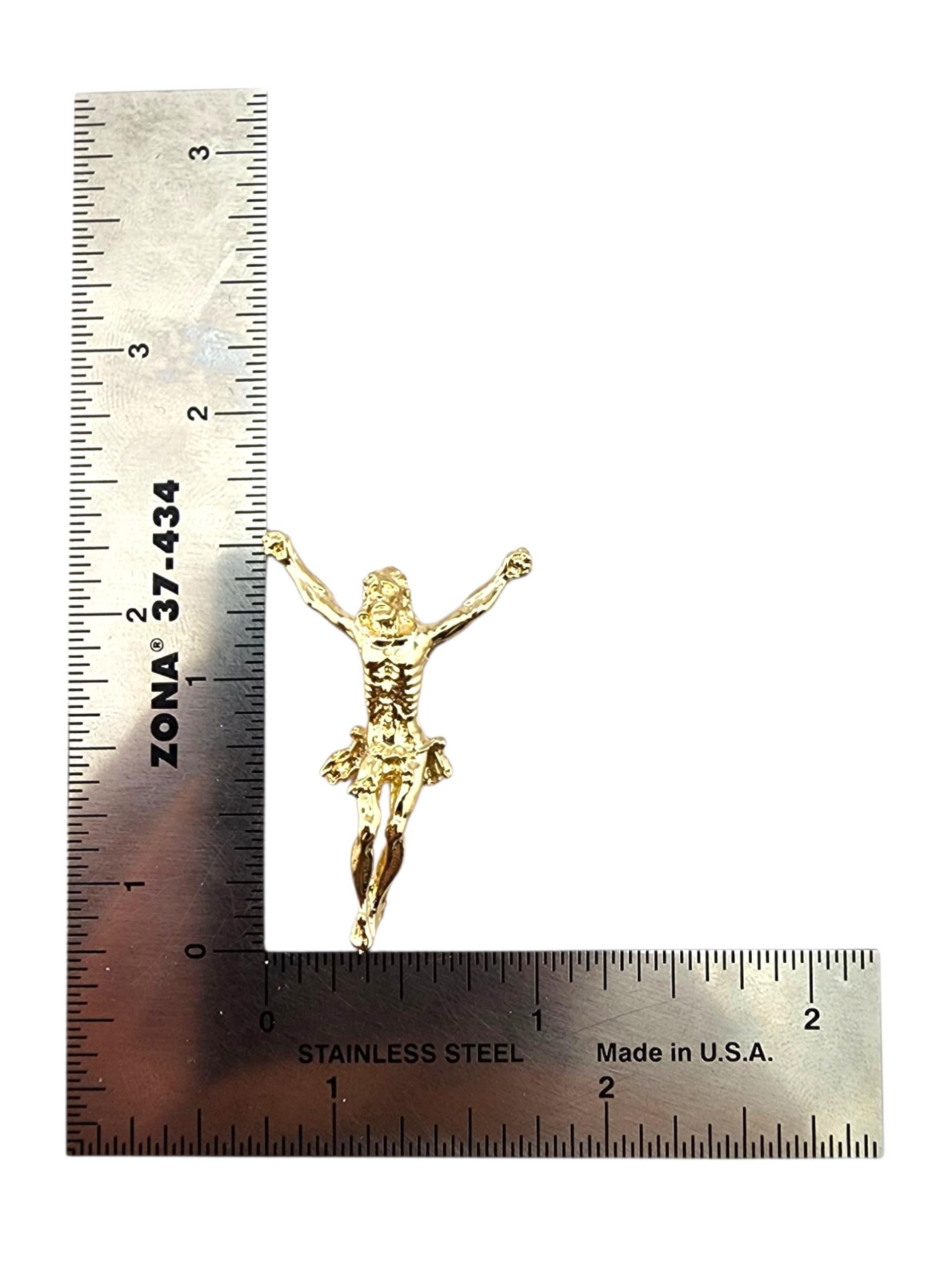 Pendentif Christ / Crucifix en or jaune 14 carats #23166 en vente 2
