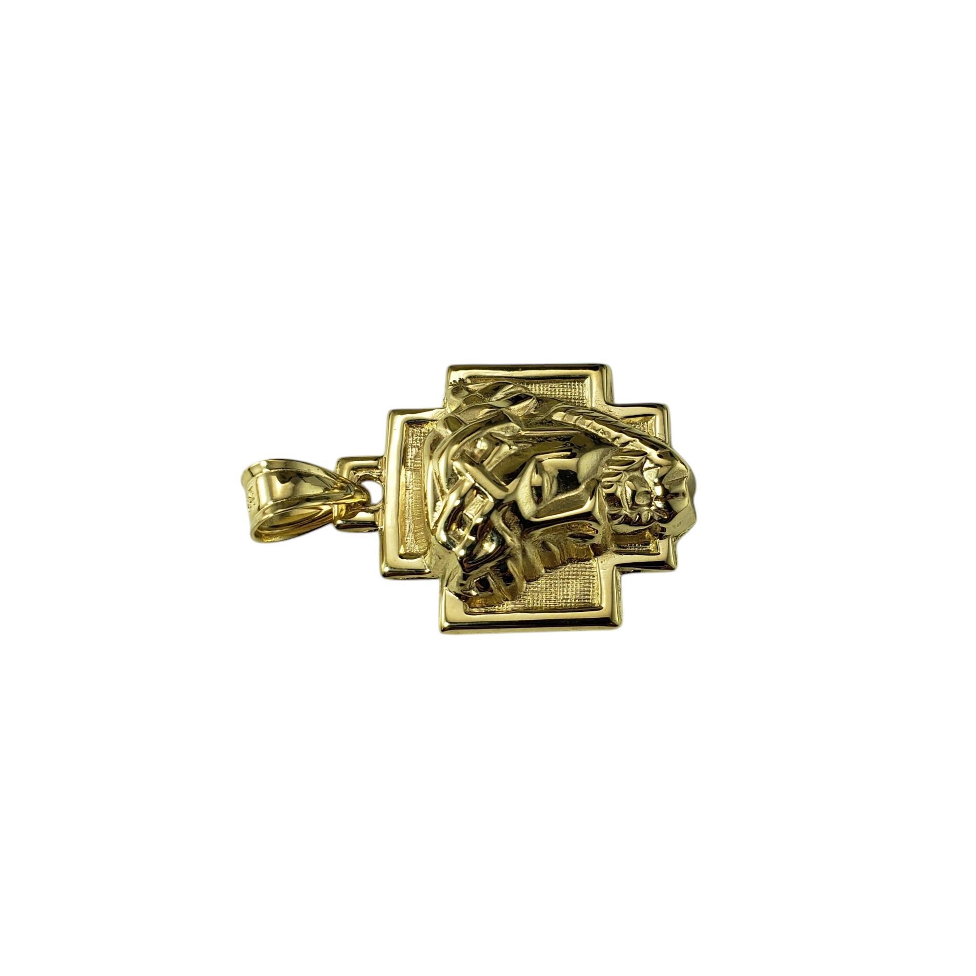 14 Karat Yellow Gold Christ Head Pendant #20259 In Good Condition In Washington Depot, CT