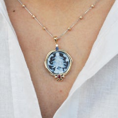 14 Karat Yellow Gold Christmas Tree Carving Agate Cameo Diamond Pendant Necklace