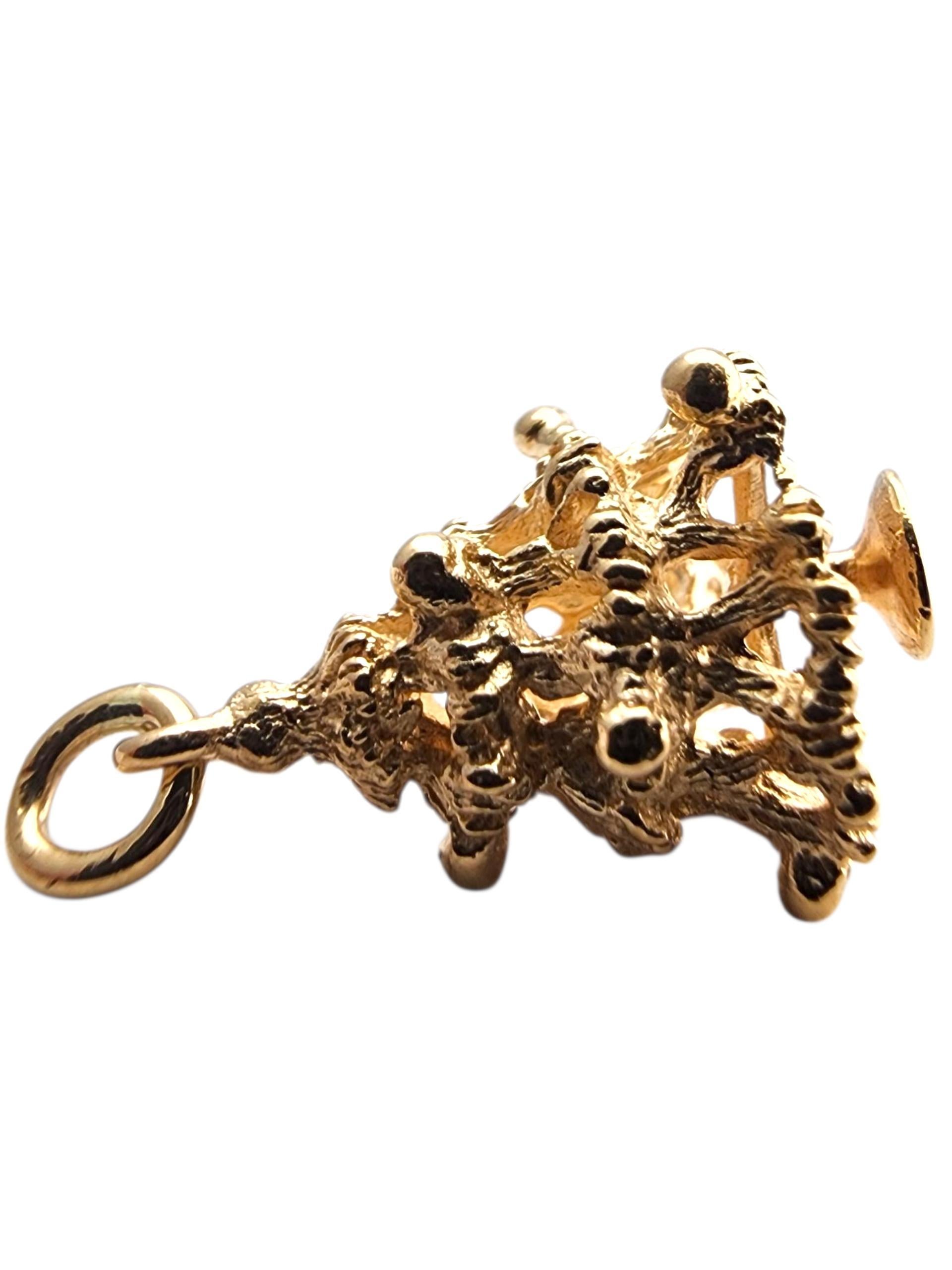 Contemporain Breloque de sapin de Noël en or jaune 14 carats #23925 en vente