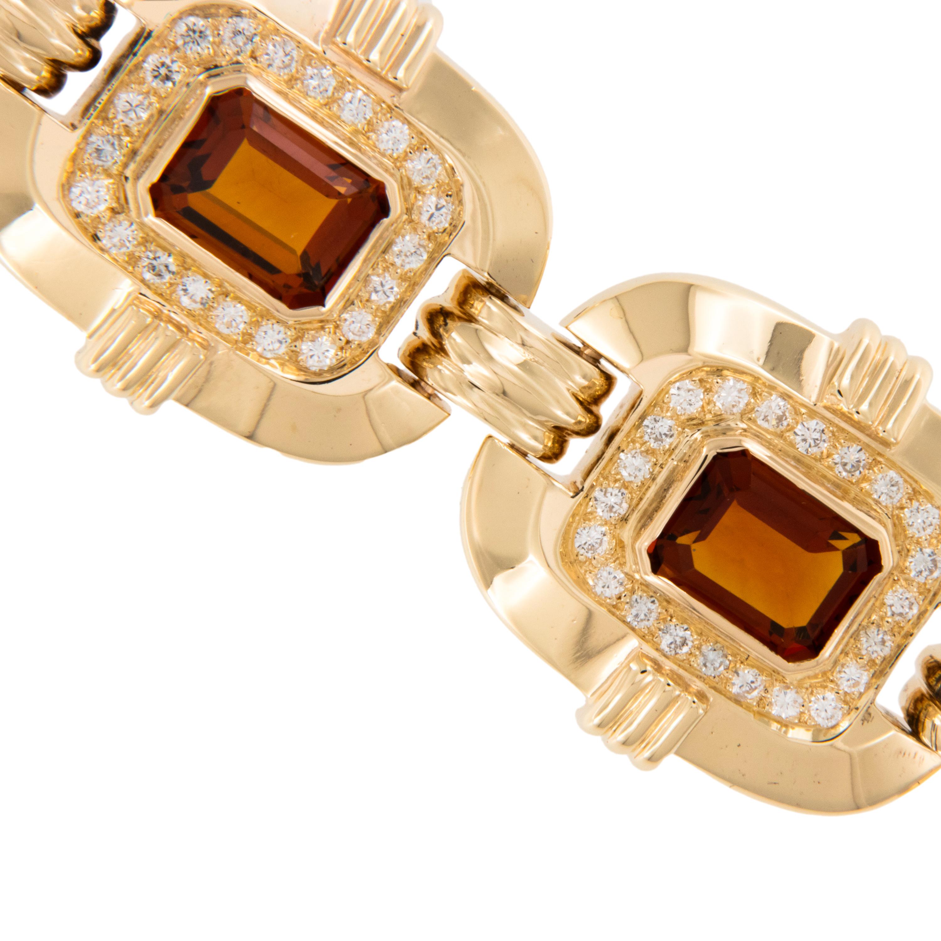 Taille émeraude Bracelet en or jaune 14 carats avec citrine Madère de 12,28 carats et diamants de 1,50 carat en vente
