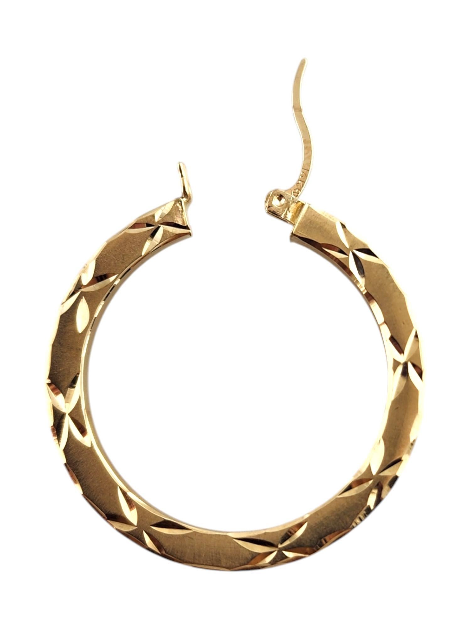 Créoles en or jaune 14 carats n° 19342 Pour femmes en vente