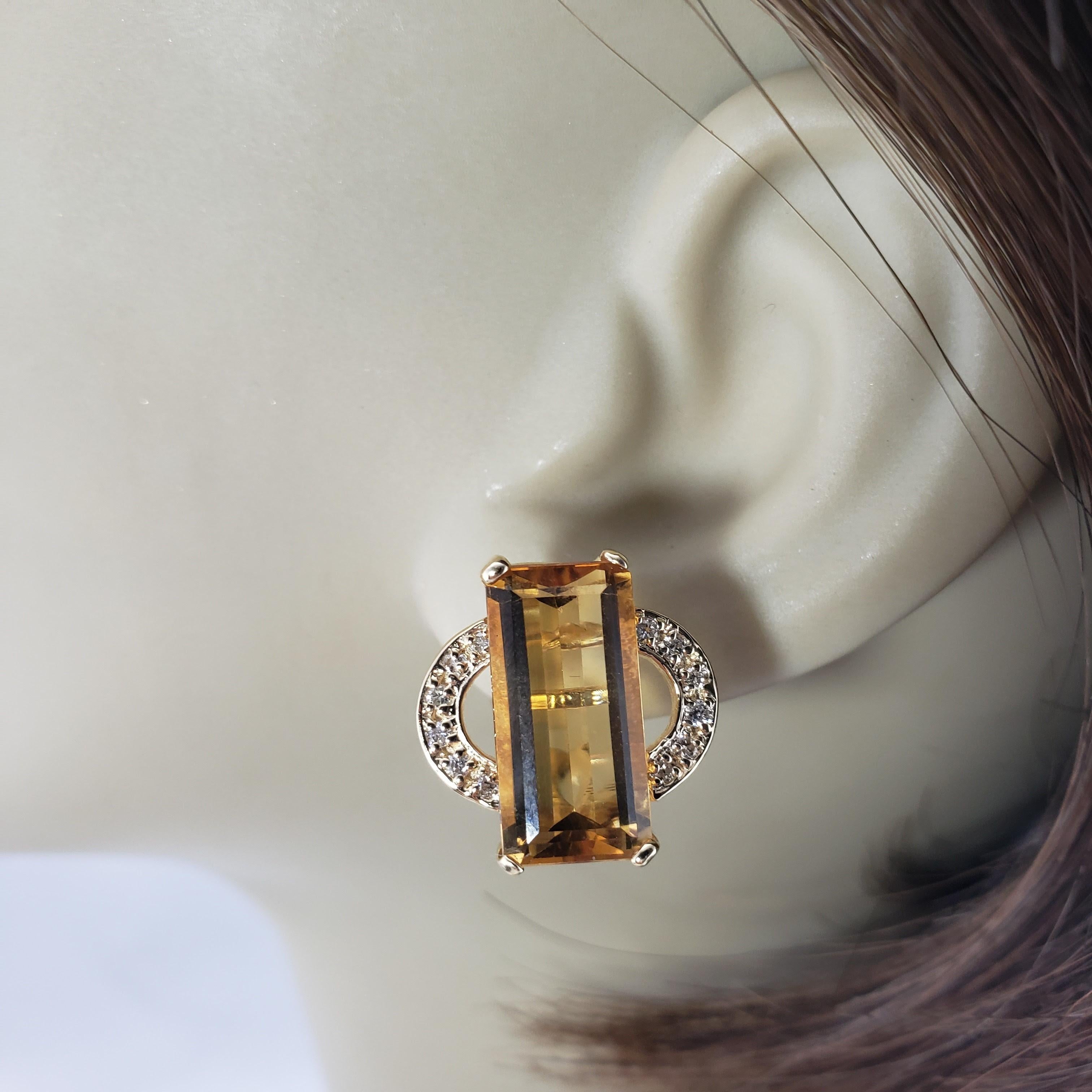 14 Karat Yellow Gold Citrine and Diamond Clip on Earrings #12886 In Good Condition For Sale In Washington Depot, CT