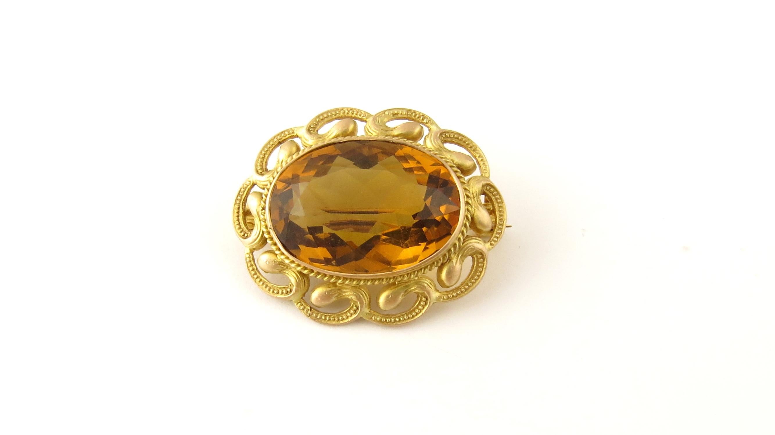 Vintage 14 Karat Yellow Gold Citrine Pin/Brooch

This lovely brooch features one oval citrine (21 mm x 16 mm) framed in beautifully detailed 14K yellow gold.

Size: 29 mm x 23 mm

Weight: 4.8 dwt. / 7.6 gr.

Stamped: 14K

Very good condition,
