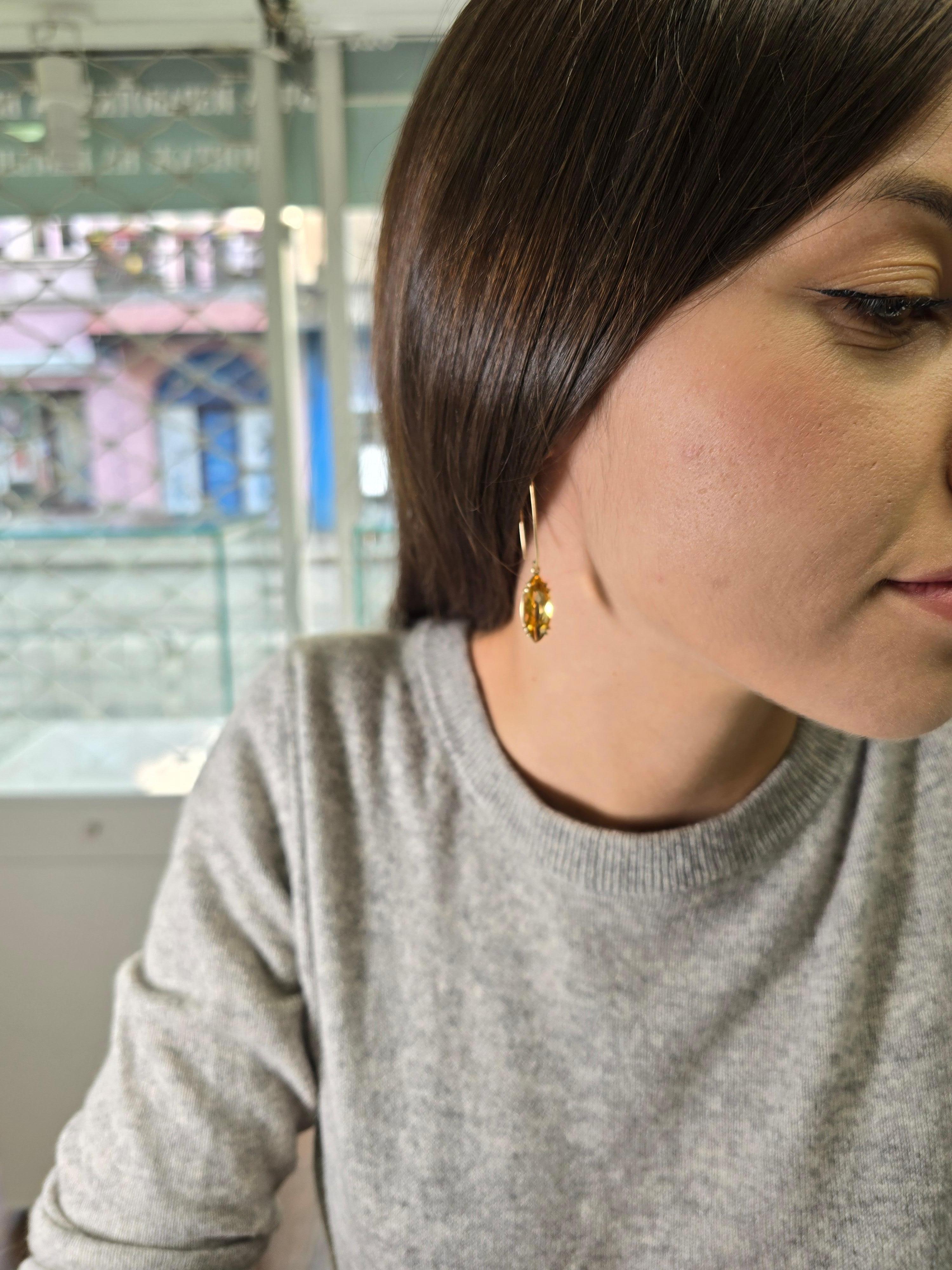 Orecchini in oro giallo 14 carati con citrino in vendita 2