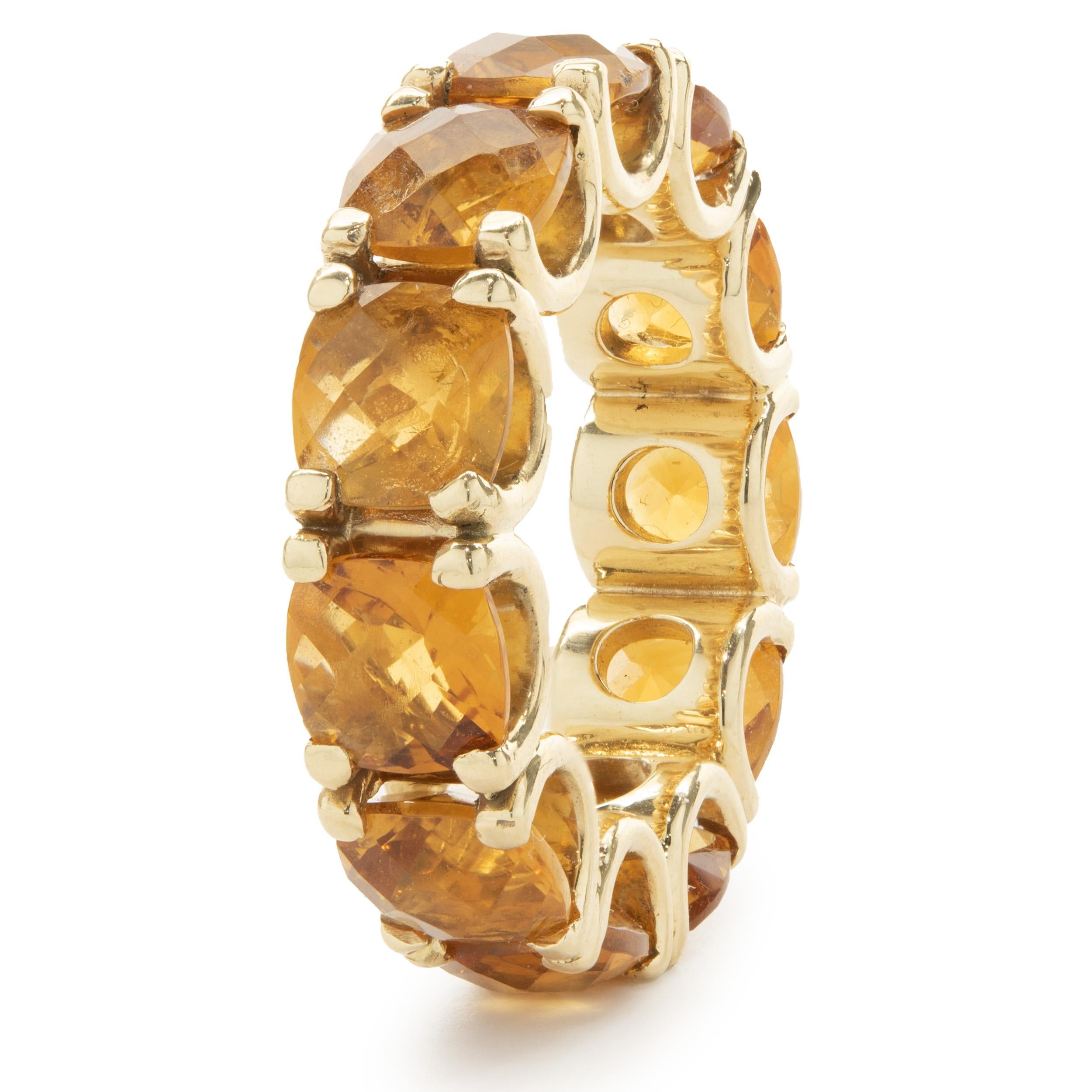 14 Karat Gelbgold Citrin Ewigkeitsring im Zustand „Hervorragend“ in Scottsdale, AZ