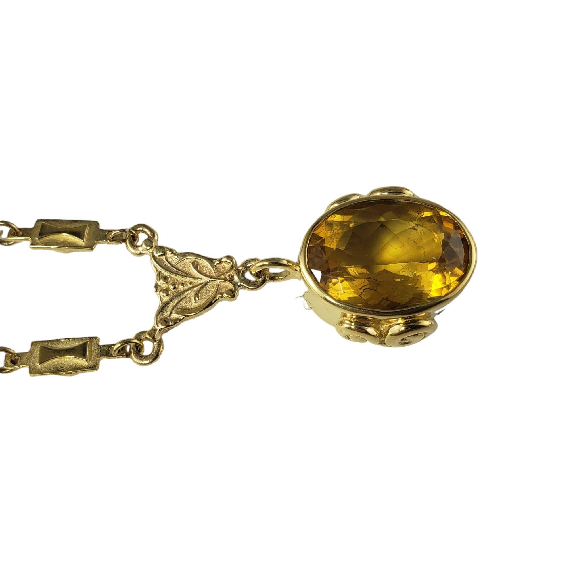 Vintage 14 Karat Yellow Gold and Citrine Pendant Necklace JAGi Certified-

This stunning pendant necklace features one oval citrine (17 mm x 12 mm) suspended from an ornate link necklace.

Citrine weight: 8.71 ct.

Size: 15 inches

Weight: 22 gr./