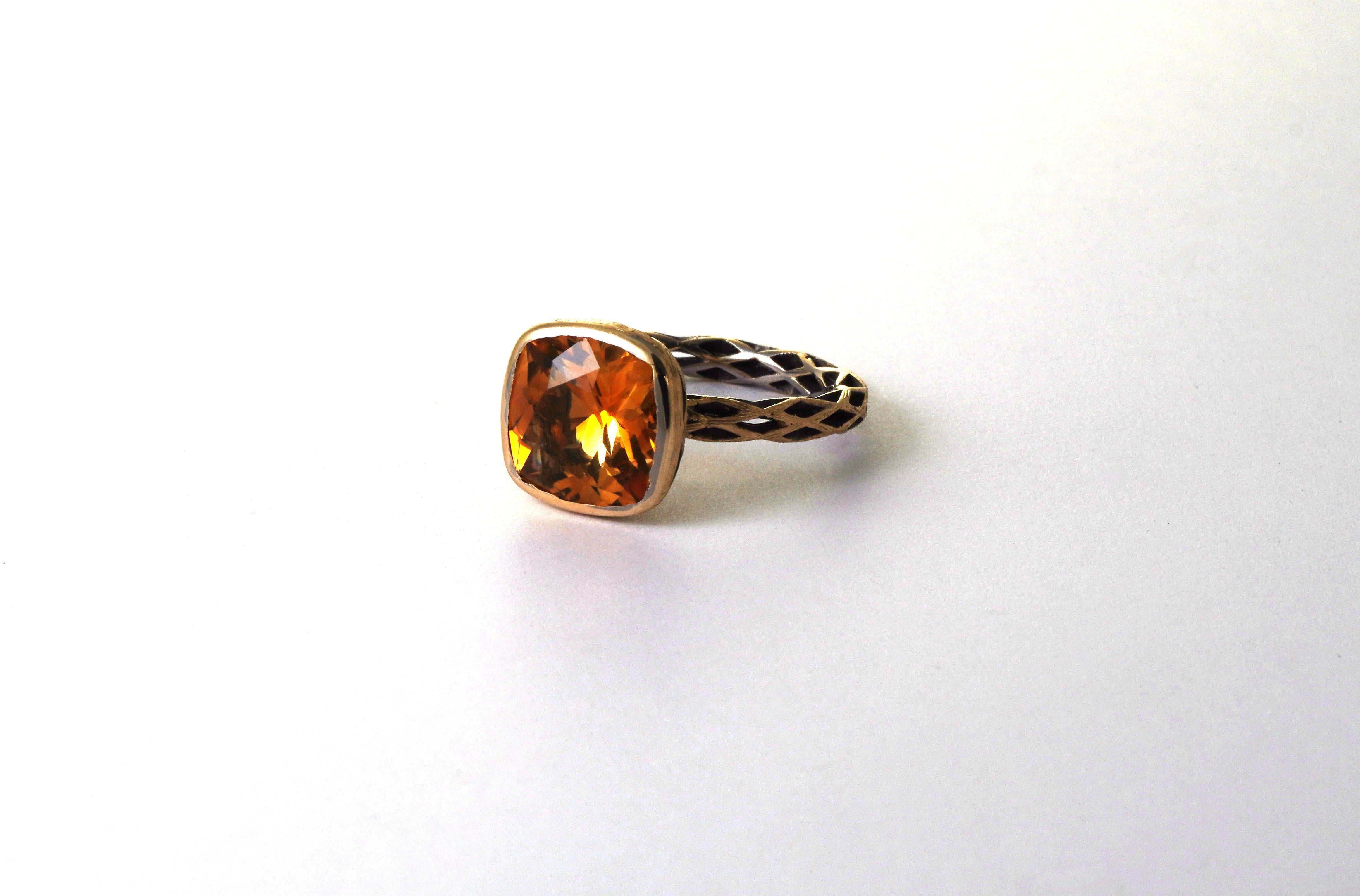 Bague en or jaune 14 carats avec citrine Pour femmes en vente