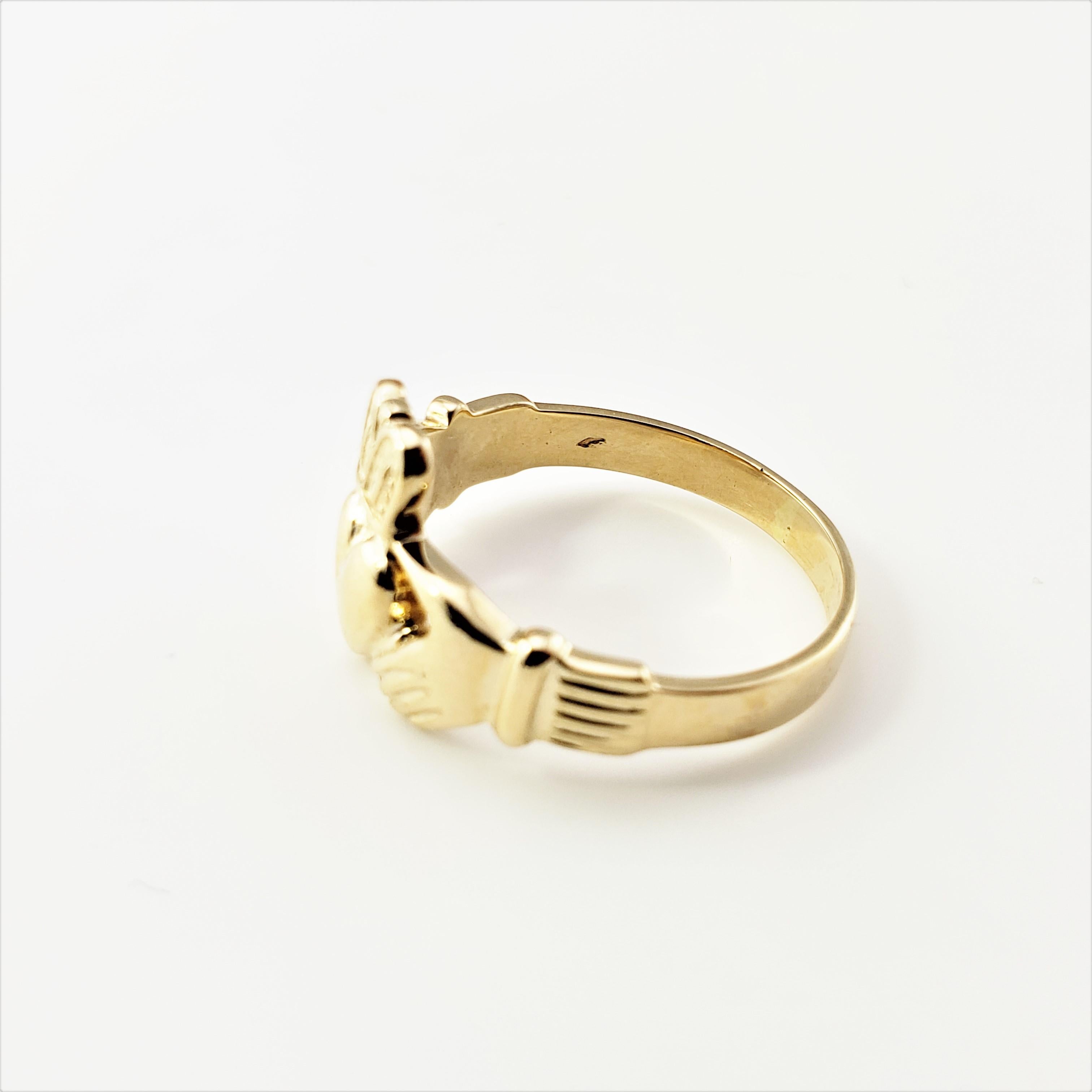Women's or Men's 14 Karat Yellow Gold Claddagh Ring