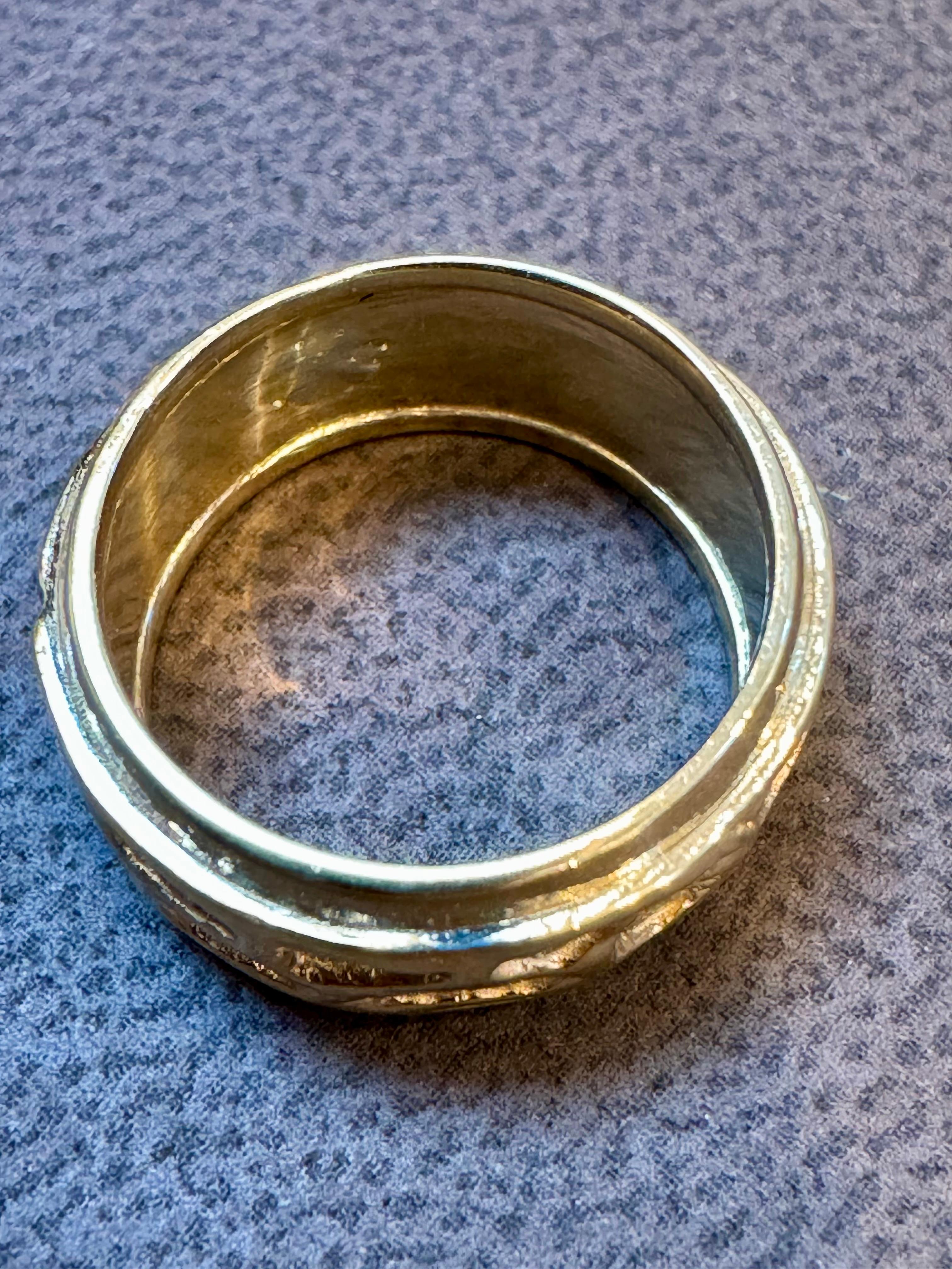 14 Karat Yellow Gold Classic Wide Wedding Band With Design Ring, Unisex Size 4.5 For Sale 4