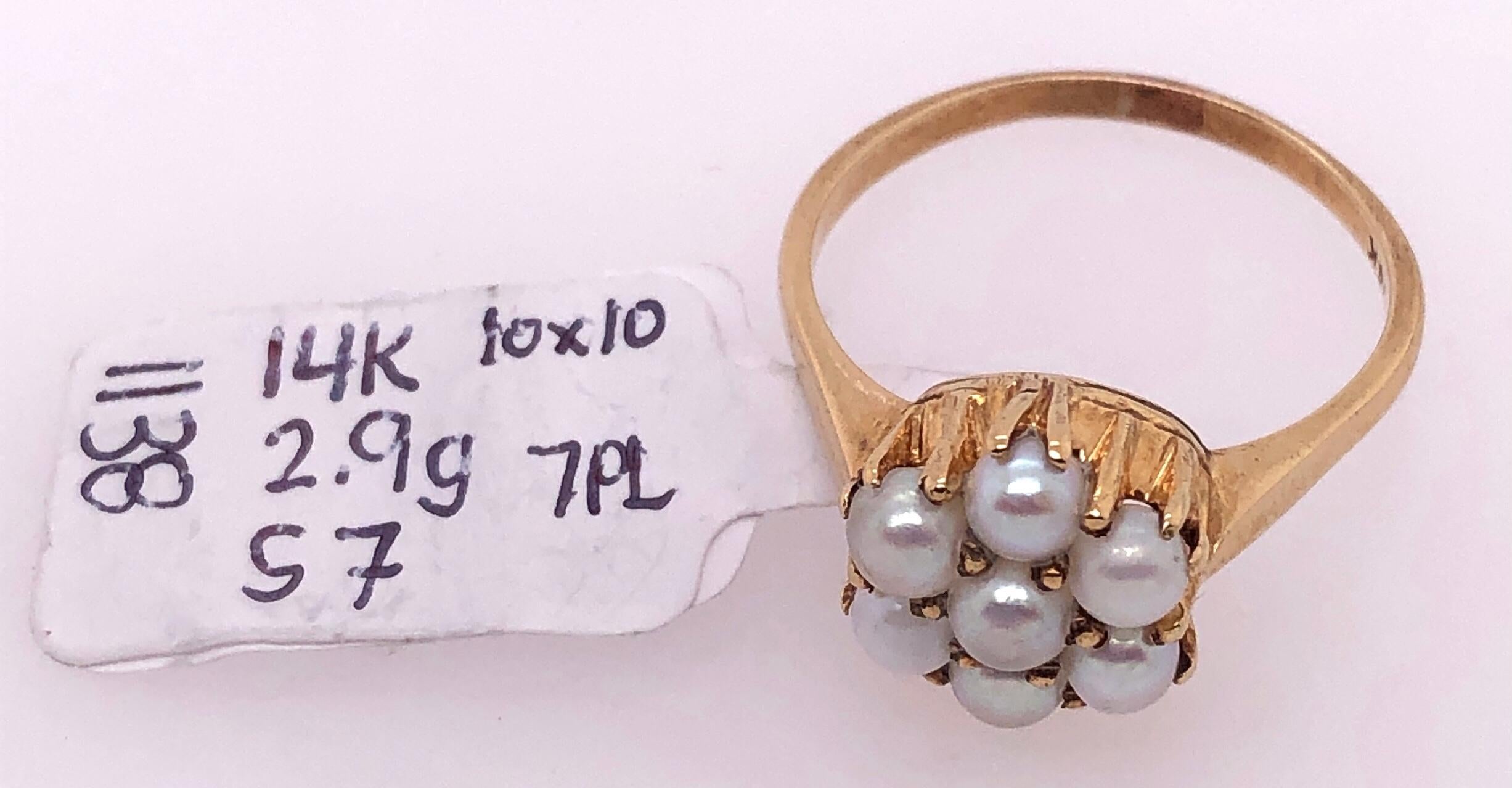 14 Karat Yellow Gold Cluster of Pearl Ring For Sale 1