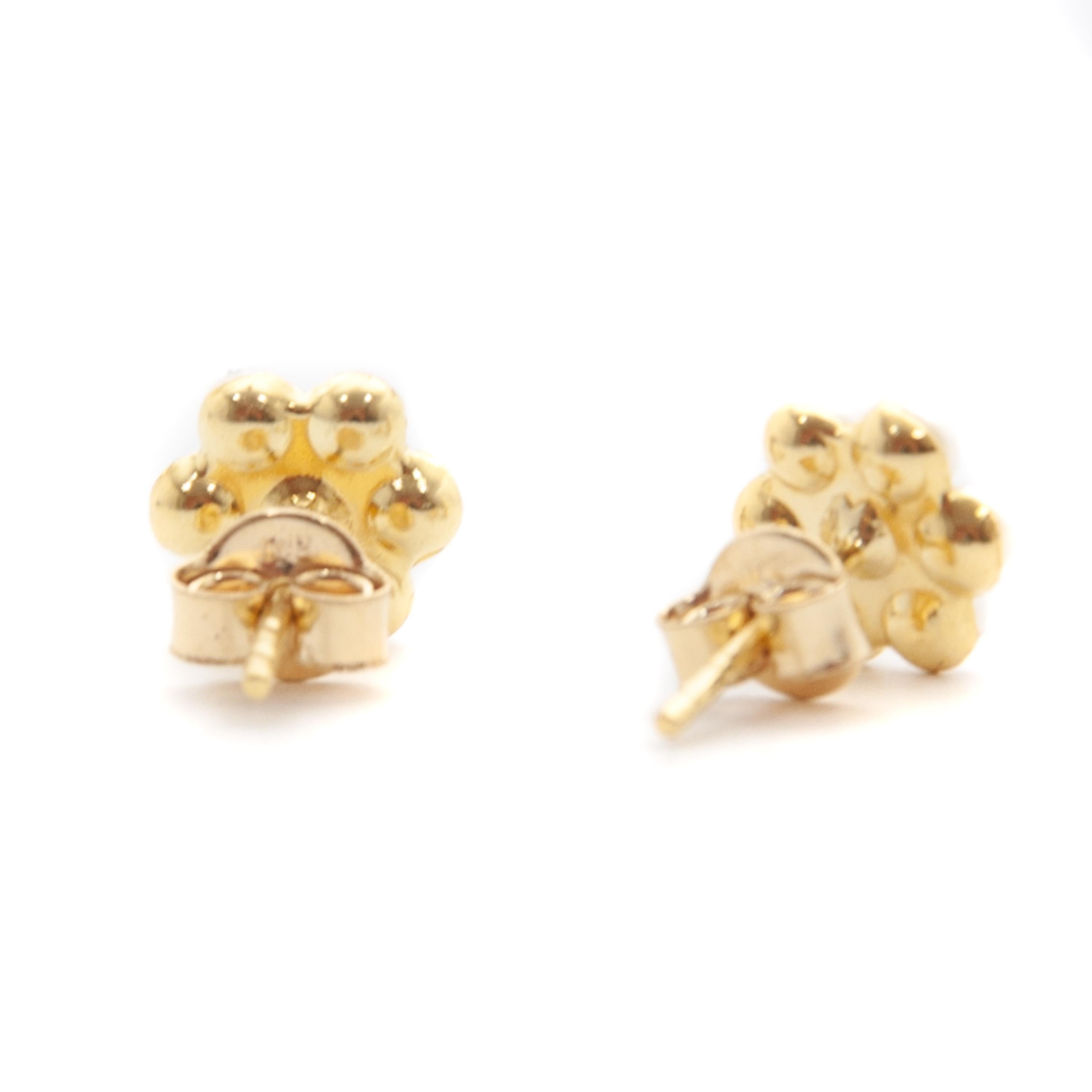 Mid-Century Cultured Pearls 9 Karat Gold Stud Earrings 1