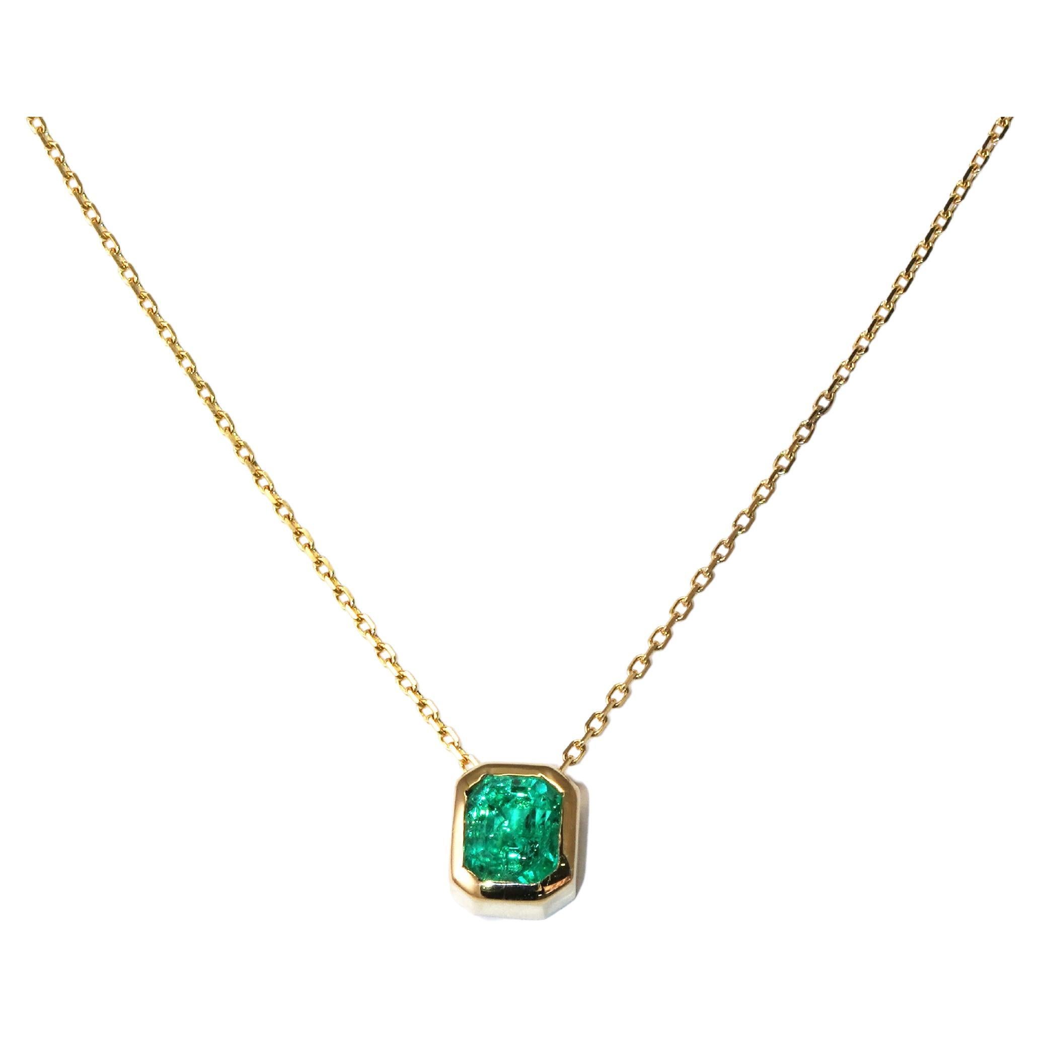 Collier d'émeraudes de Colombie en or jaune 14 carats en vente