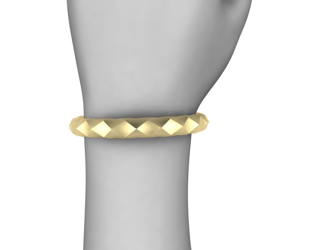 14 Karat Yellow Gold Concave Rhombus  Bangle Bracelet In New Condition For Sale In New York, NY
