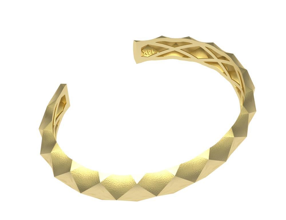 Contemporary 14 Karat Yellow Gold Concave Rhombus Unisex Cuff Bracelet For Sale