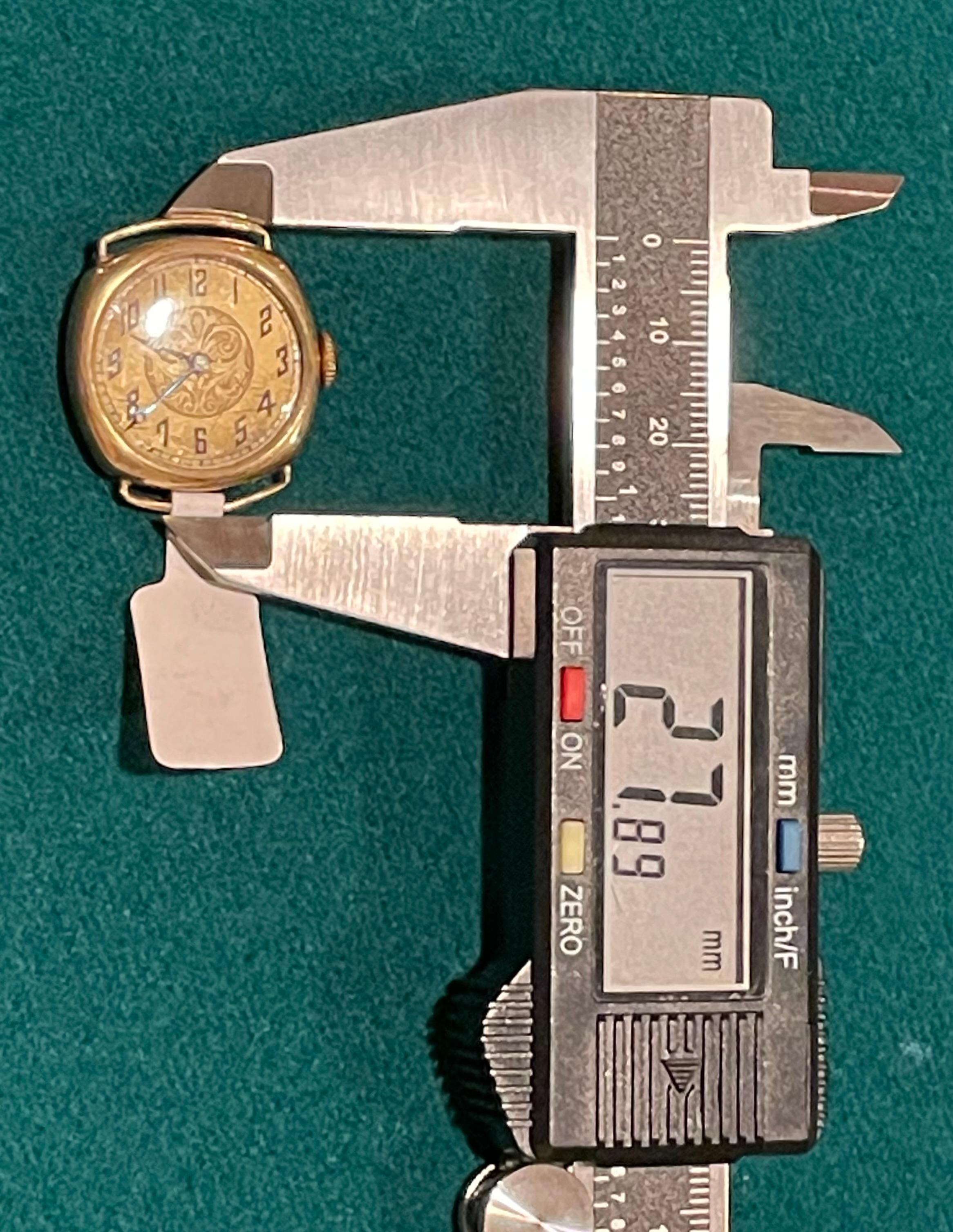 Montre Concord tête fantaisie de style Art déco en or jaune 14 carats en vente 4