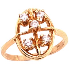 Anillo Contemporáneo de Oro Amarillo de 14 Kilates con Diamantes 0,50 TDW