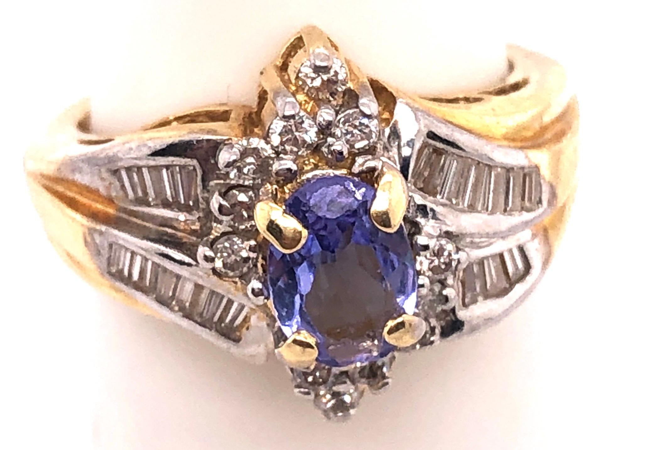 Zeitgenössischer Ring aus 14 Karat Gelbgold mit Topas und Diamanten im Zustand „Gut“ im Angebot in Stamford, CT