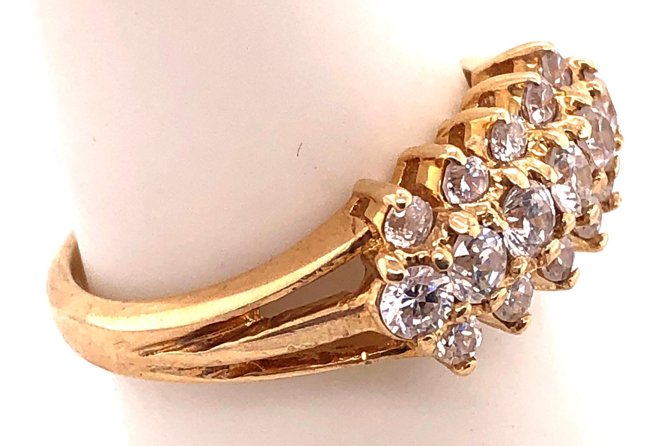 14 Karat Yellow Gold Contemporary Three-Tier Diamond Ring 1.00 TDW For Sale 2