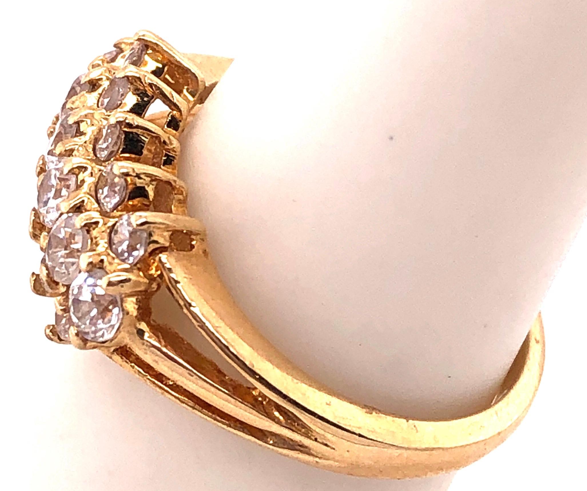 Modern 14 Karat Yellow Gold Contemporary Three-Tier Diamond Ring 1.00 TDW For Sale