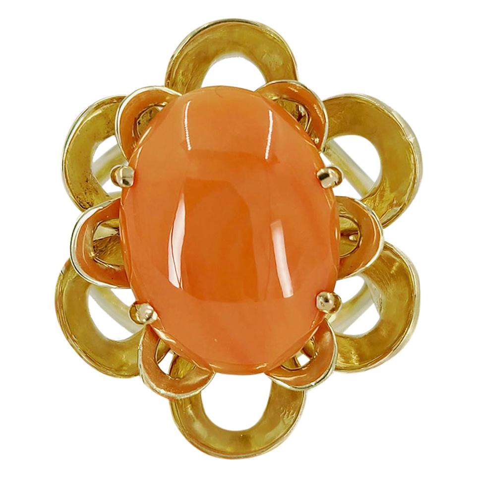 14 Karat Yellow Gold Coral Cabochon Flower Ring