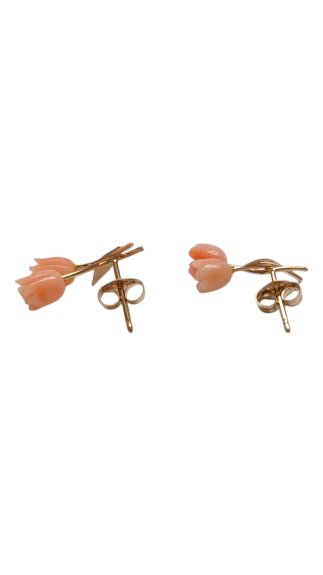 Boucles d'oreilles en or jaune 14 carats avec fleur de corail #21940 Pour femmes en vente