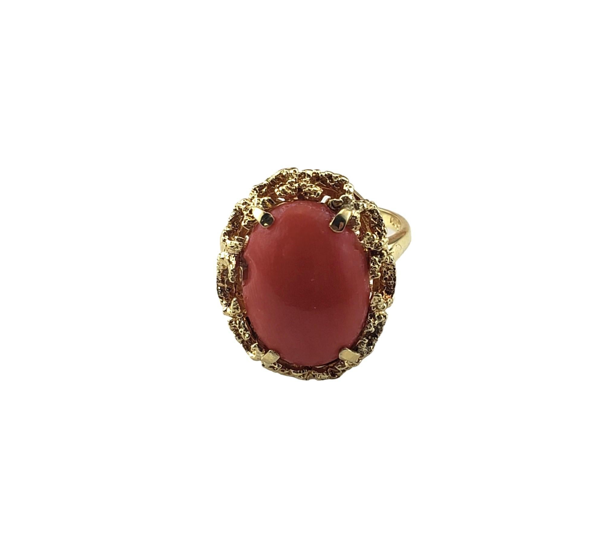 14 Karat Yellow Gold Coral Ring Size 7.25

This stunning ring features one oval coral stone set in beautifully detailed 14K yellow gold.  

Top of ring measures 21 mm x 17 mm.  Shank: 1.5 mm.

Ring Size: 7.25

Stamped: 14K GAJ

Weight: 4.3 dwt./ 6.7