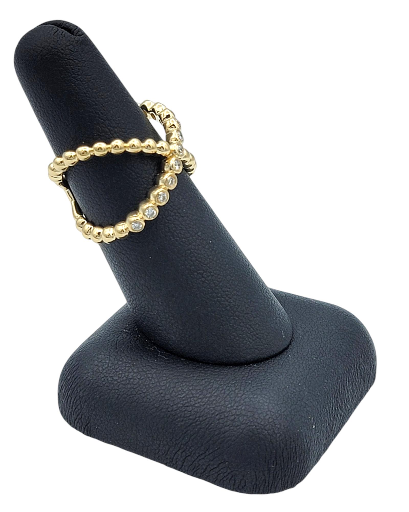 Bague à bulles croisée en or jaune 14 carats avec diamants ronds sertis sur le chaton en vente 4