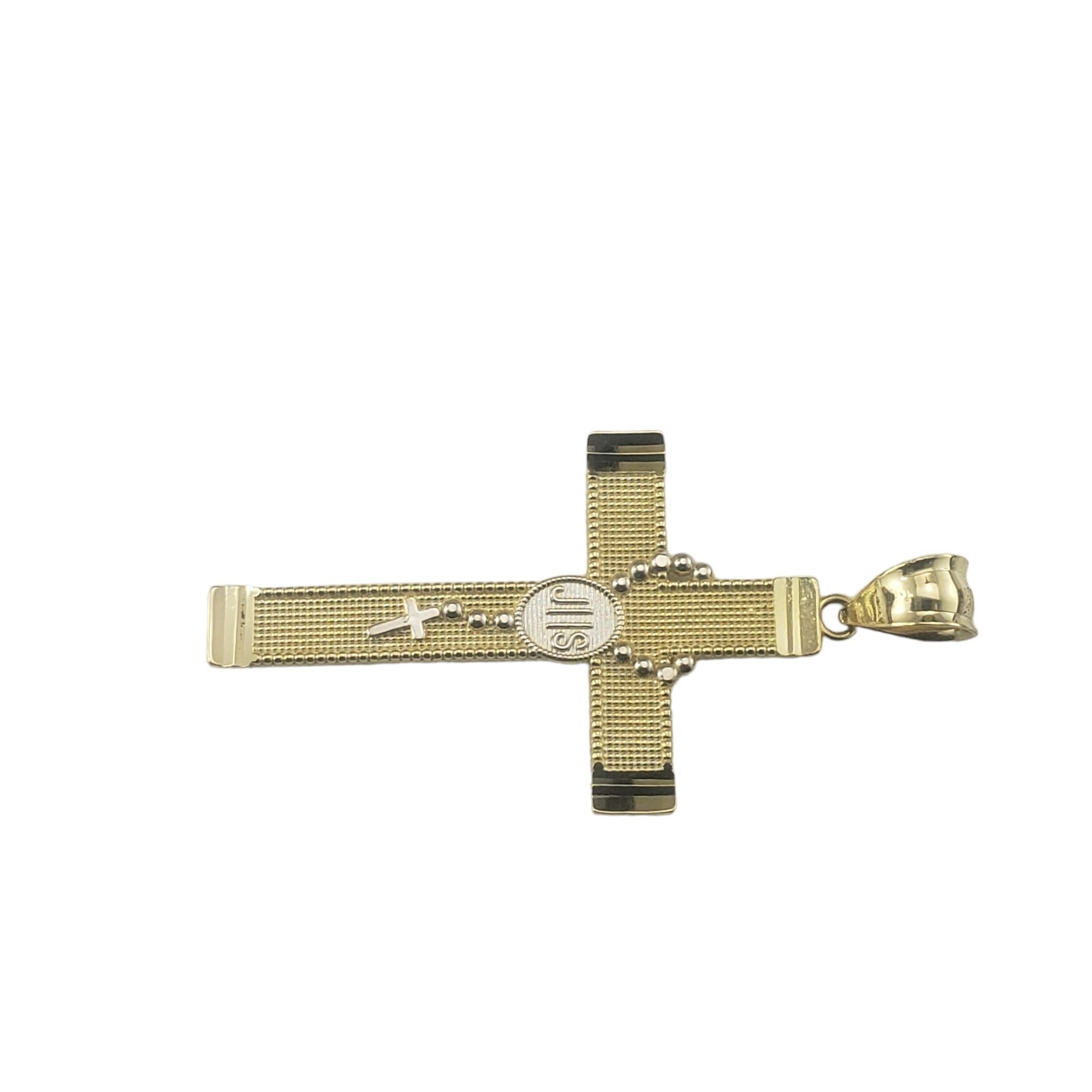 Vintage 14 Karat Yellow Gold Cross Pendant-

This stunning cross pendant with overlay of rosary beads is crafted in beautifully detailed 14K yellow gold.

Size: 40 mm x 25 mm

Stamped: 14K

Weight: 1.7 dwt./ 2.6 gr.

*Chain not included.

Very good