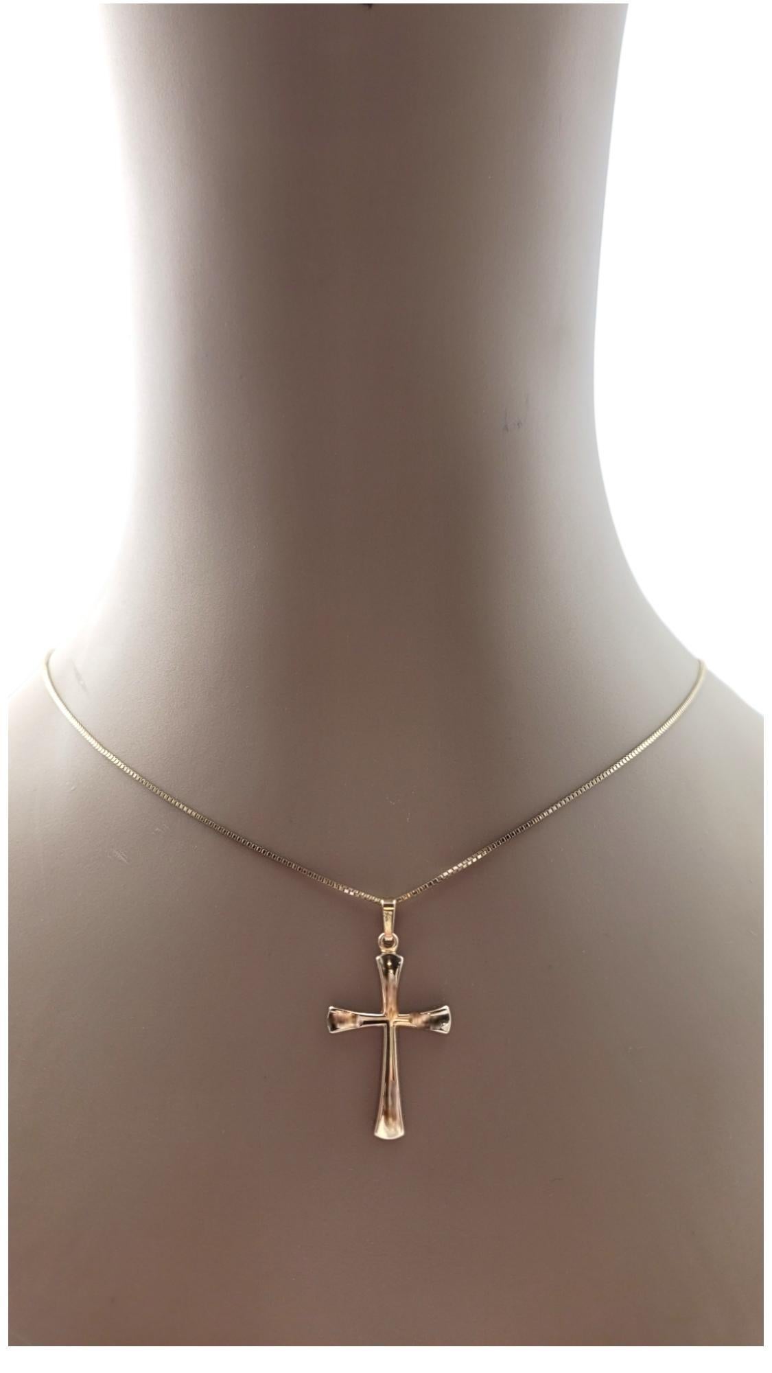 Breloque croix en or jaune 14 carats n° 20349 en vente 4